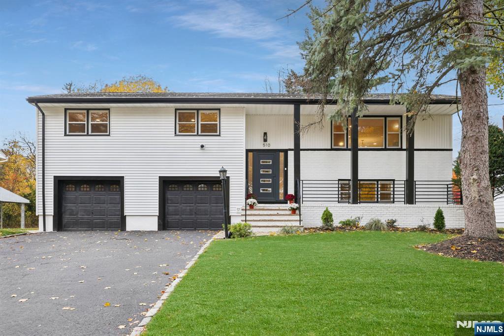 Homes for sale in South Orange Village, NJ | 510 Finlay Pl, South Orange Village, NJ 07079 | MLS# 25039991