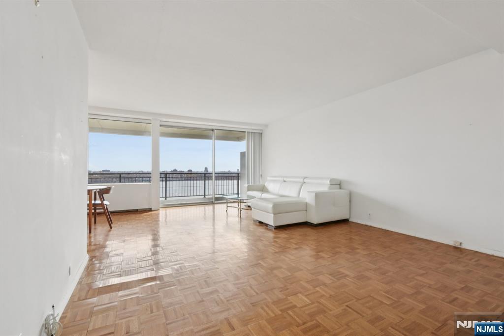 Homes for sale in Fort Lee, NJ | 4 Horizon Rd #627, Fort Lee, NJ 07024 | MLS# 25040001