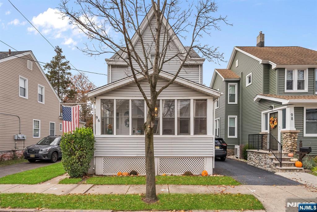 Homes for sale in Hawthorne, NJ | 96 2nd Ave, Hawthorne, NJ 07506 | MLS# 25040008