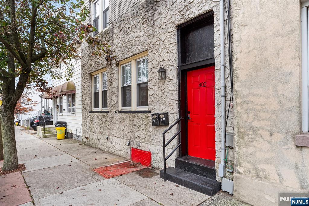 Homes for sale in Fairview, NJ | 402 Cliff St, Fairview, NJ 07022 | MLS# 25040023