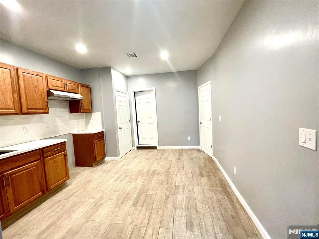 Homes for sale in Newark, NJ | 25 Kipp St, Newark, NJ 07108 | MLS# 25040052