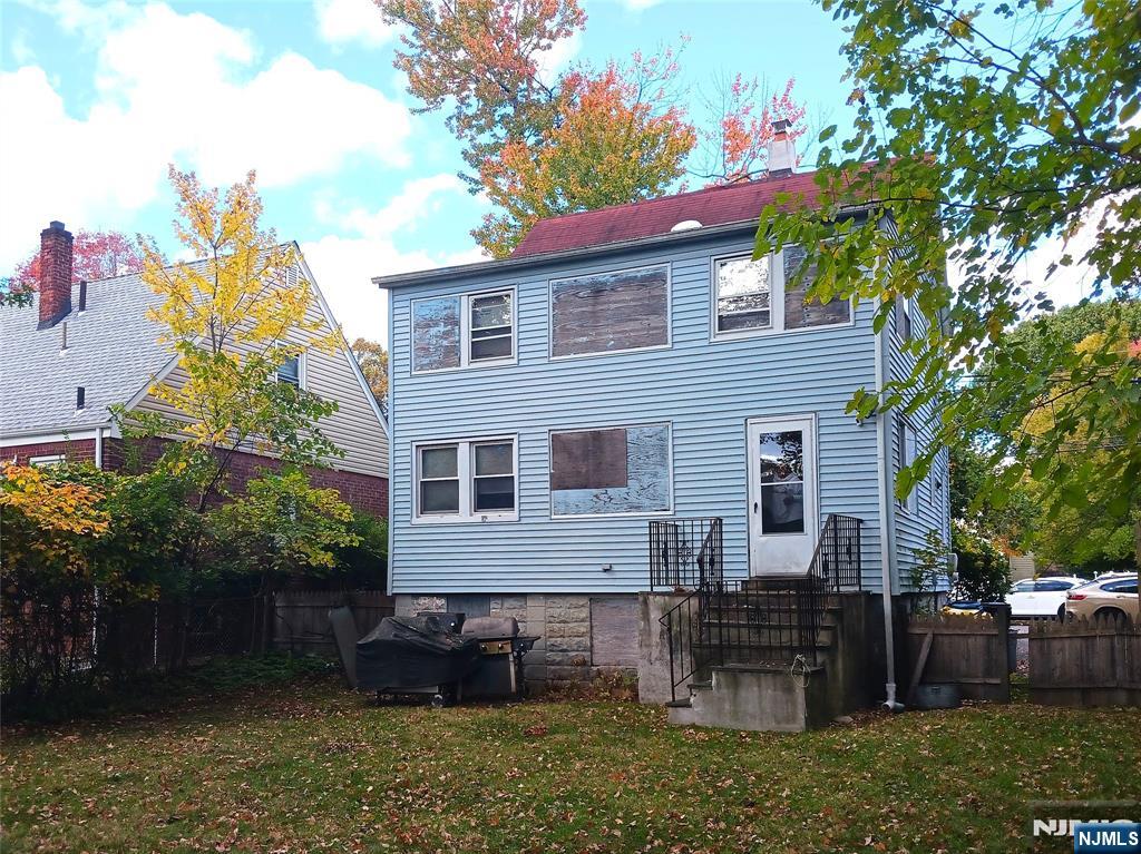 Homes for sale in Teaneck, NJ | 152 Washington Pl, Teaneck, NJ 07666 | MLS# 25040061