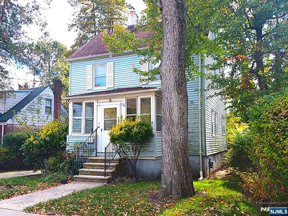 Homes for sale in Teaneck, NJ | 152 Washington Pl, Teaneck, NJ 07666 | MLS# 25040061