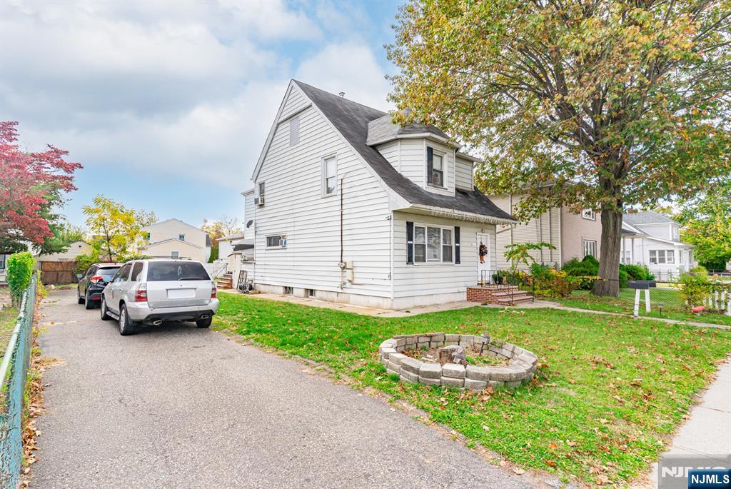 Homes for sale in Clifton, NJ | 249 Delawanna Ave, Clifton, NJ 07014 | MLS# 25040086