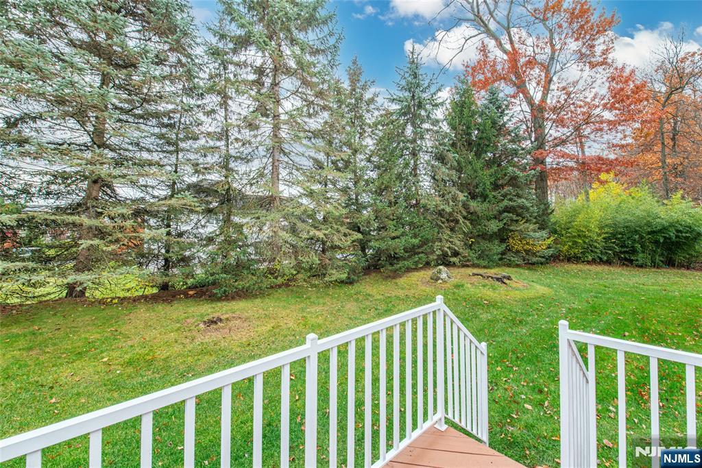 Homes for sale in Par Troy Hills Twp., NJ | 91 Rhyan Dr #91, Par Troy Hills Twp., NJ 07054 | MLS# 25040100