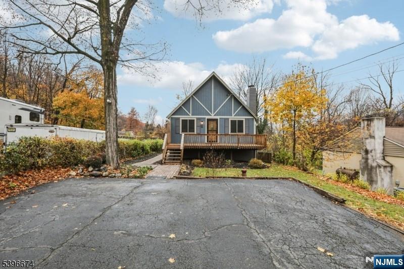 Homes for sale in Vernon, NJ | 16 Winding Hill Rd, Vernon, NJ 07462 | MLS# 25040161