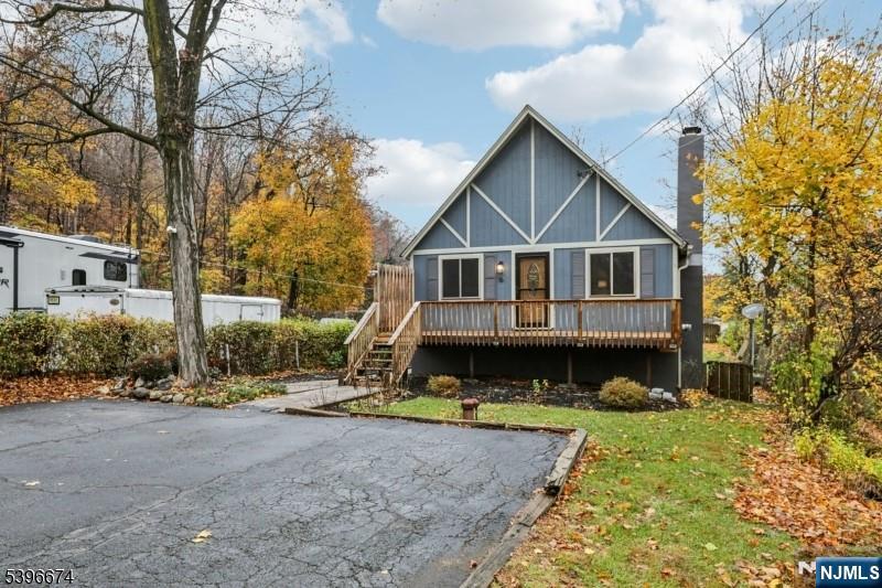 Homes for sale in Vernon, NJ | 16 Winding Hill Rd, Vernon, NJ 07462 | MLS# 25040161