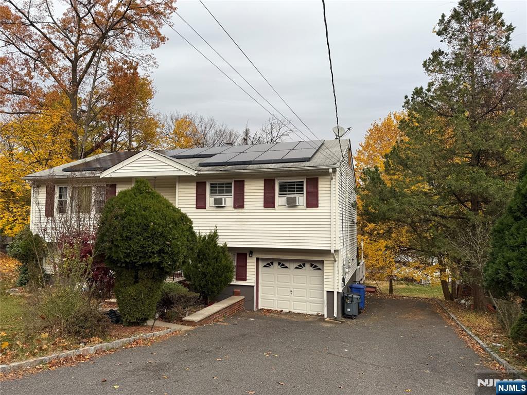 Homes for sale in North Haledon, NJ | 1124 Belmont Ave, North Haledon, NJ 07508 | MLS# 25040209