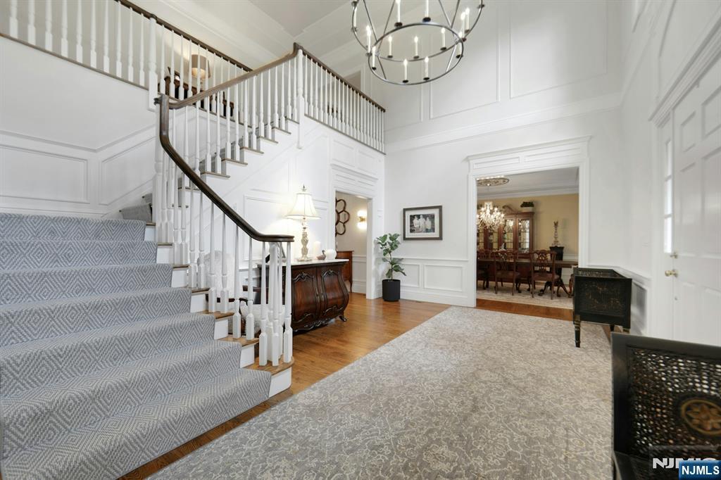 Homes for sale in Franklin Lakes, NJ | 278 Crest Pl, Franklin Lakes, NJ 07417 | MLS# 25040211