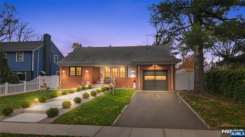 Homes for sale in Hillside, NJ | 159 Hartley Ter, Hillside, NJ 07205 | MLS# 25040236