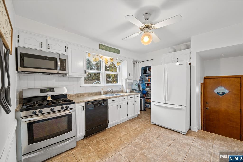 Homes for sale in Fair Lawn, NJ | 63 Pomona Ave, Fair Lawn, NJ 07410 | MLS# 25040260