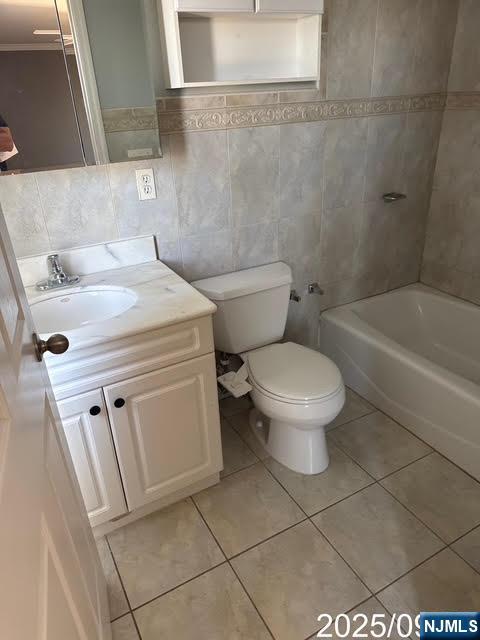 Homes for sale in North Bergen, NJ | 4401 Smith Ave #201, North Bergen, NJ 07047 | MLS# 25040319