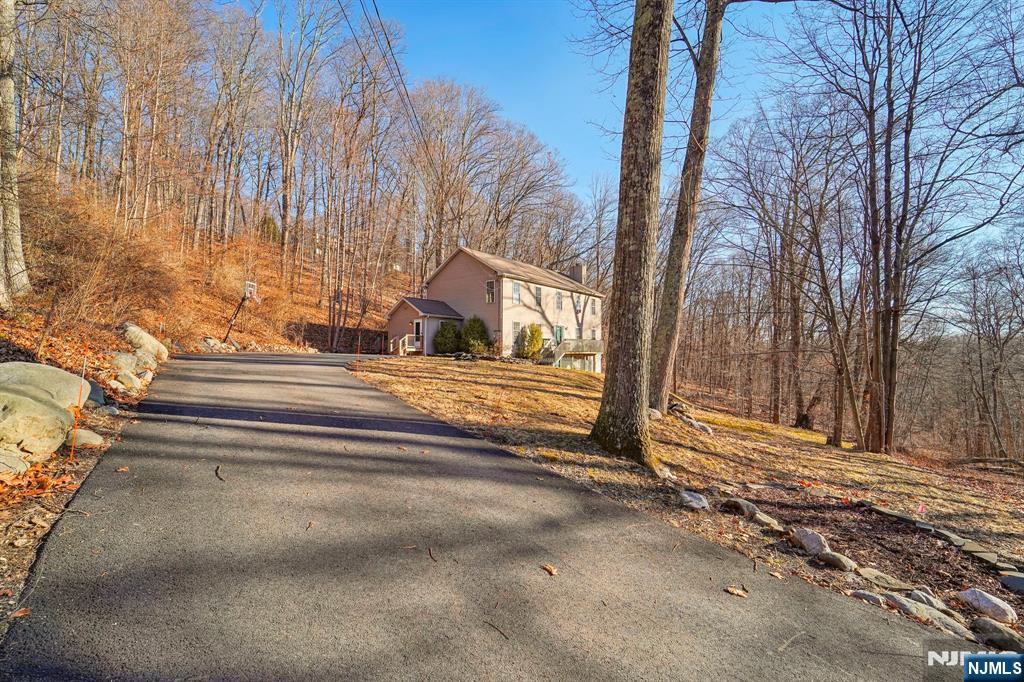 Homes for sale in Hampton, NJ | 1007 Hillside Ave, Hampton, NJ 07860 | MLS# 25040335