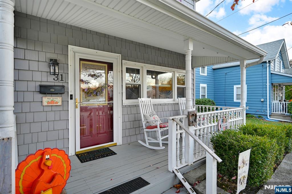 Homes for sale in Bloomingdale, NJ | 31 Hamilton St, Bloomingdale, NJ 07403 | MLS# 25040342