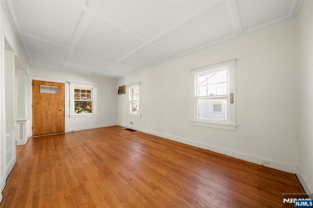 Homes for sale in Fair Lawn, NJ | 5-23 Canger Pl, Fair Lawn, NJ 07410 | MLS# 25040352