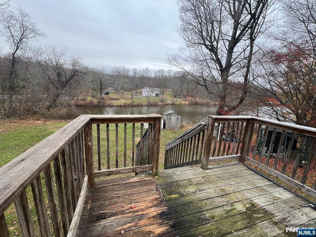 Homes for sale in Newton, NJ | 301 Lakewood Ter, Newton, NJ 07860 | MLS# 25040359