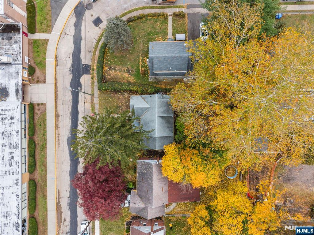 Homes for sale in Paterson, NJ | 11 Carrelton Dr, Paterson, NJ 07522 | MLS# 25040414