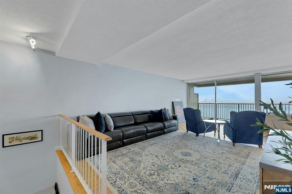 Homes for sale in Fort Lee, NJ | 3 Horizon Rd #1002, Fort Lee, NJ 07024 | MLS# 25040442