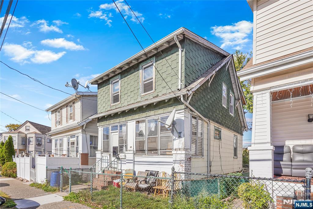 Homes for sale in Paterson, NJ | 45 Dey St, Paterson, NJ 07503 | MLS# 25040447