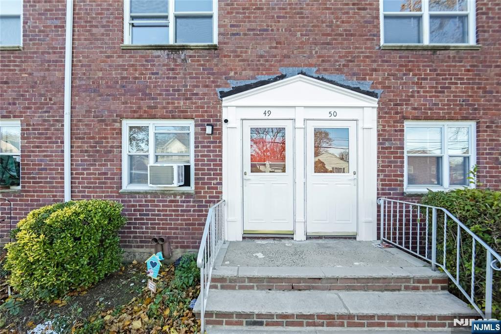 Homes for sale in Hackensack, NJ | 471 Crestwood Ave #49, Hackensack, NJ 07601 | MLS# 25040457