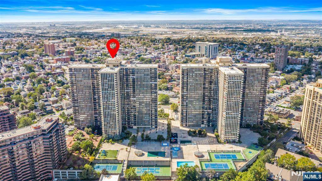 Homes for sale in Cliffside Park, NJ | 200 Winston Dr #508, Cliffside Park, NJ 07010 | MLS# 25040461