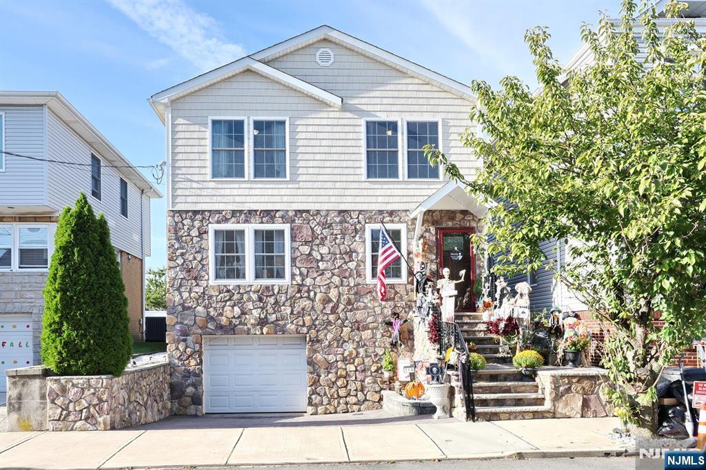 Homes for sale in North Arlington, NJ | 119 Crystal St, North Arlington, NJ 07031 | MLS# 25040490