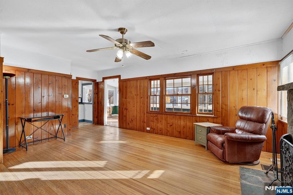 Homes for sale in Ringwood, NJ | 83 Lakeview Ave, Ringwood, NJ 07456 | MLS# 25040611