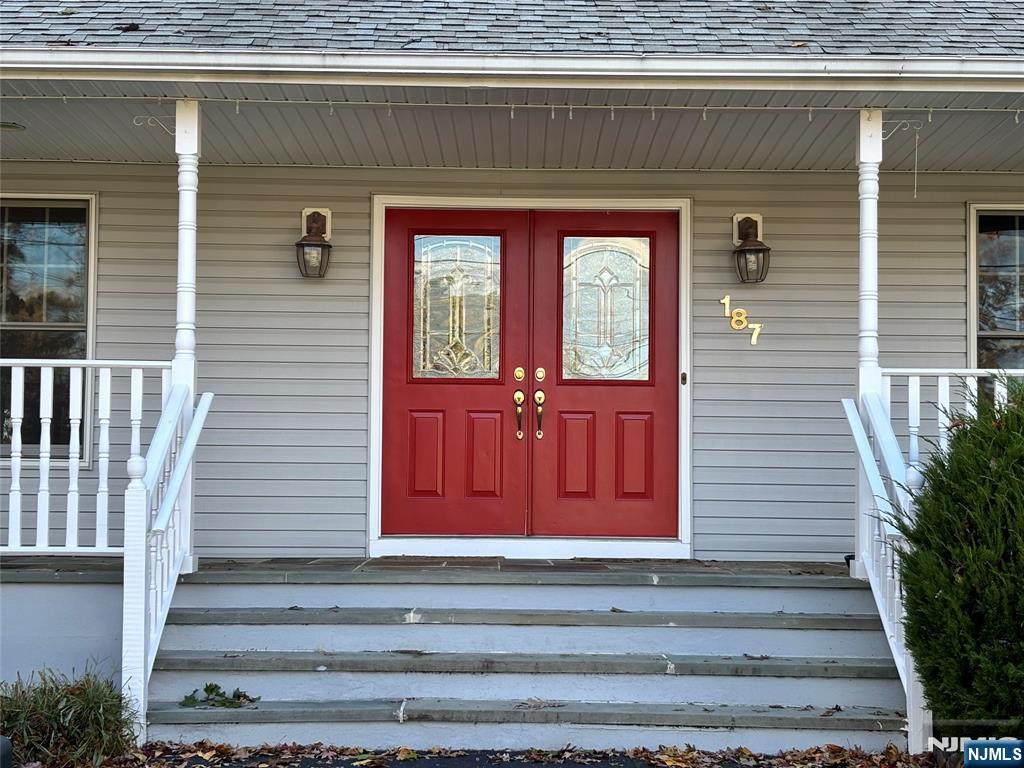 Homes for sale in Wayne, NJ | 187 Hillcrest Dr, Wayne, NJ 07470 | MLS# 25040625