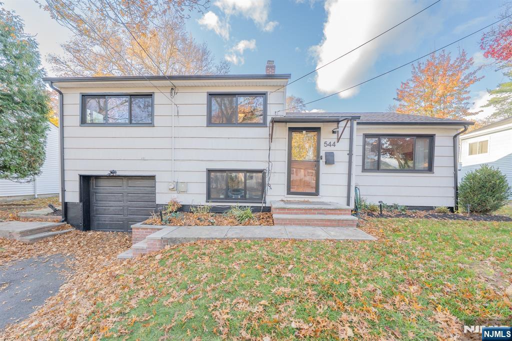 Homes for sale in West Orange, NJ | 544 Hillside Ter, West Orange, NJ 07052 | MLS# 25040634