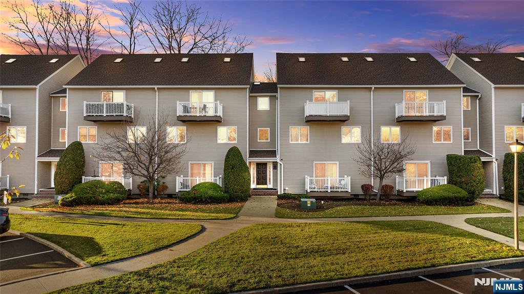 Homes for sale in Englewood, NJ | 93 Presidential Dr, Englewood, NJ 07631 | MLS# 25040659