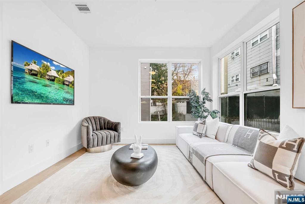 Homes for sale in Union City, NJ | 649 38th St #3004, Union City, NJ 07087 | MLS# 25040668