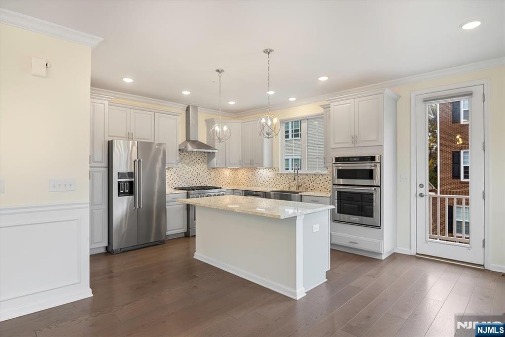 Homes for sale in Fair Lawn, NJ | 105 Ramsey Ter #105, Fair Lawn, NJ 07410 | MLS# 25040695