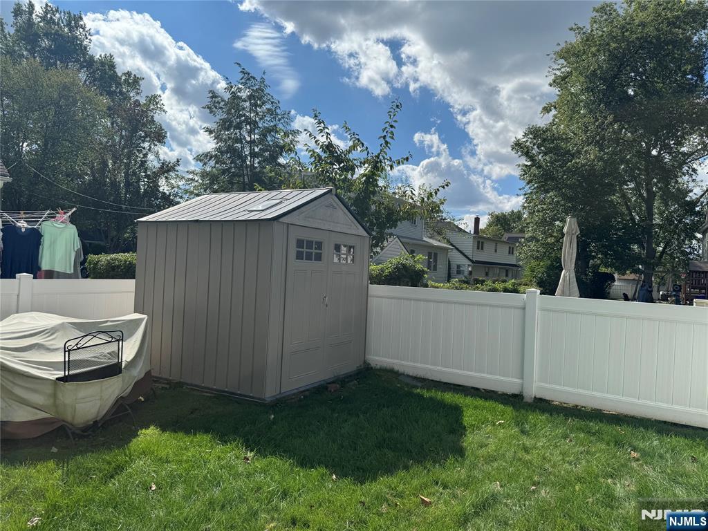 Homes for sale in New Milford, NJ | 260 Greve Dr, New Milford, NJ 07646 | MLS# 25040700