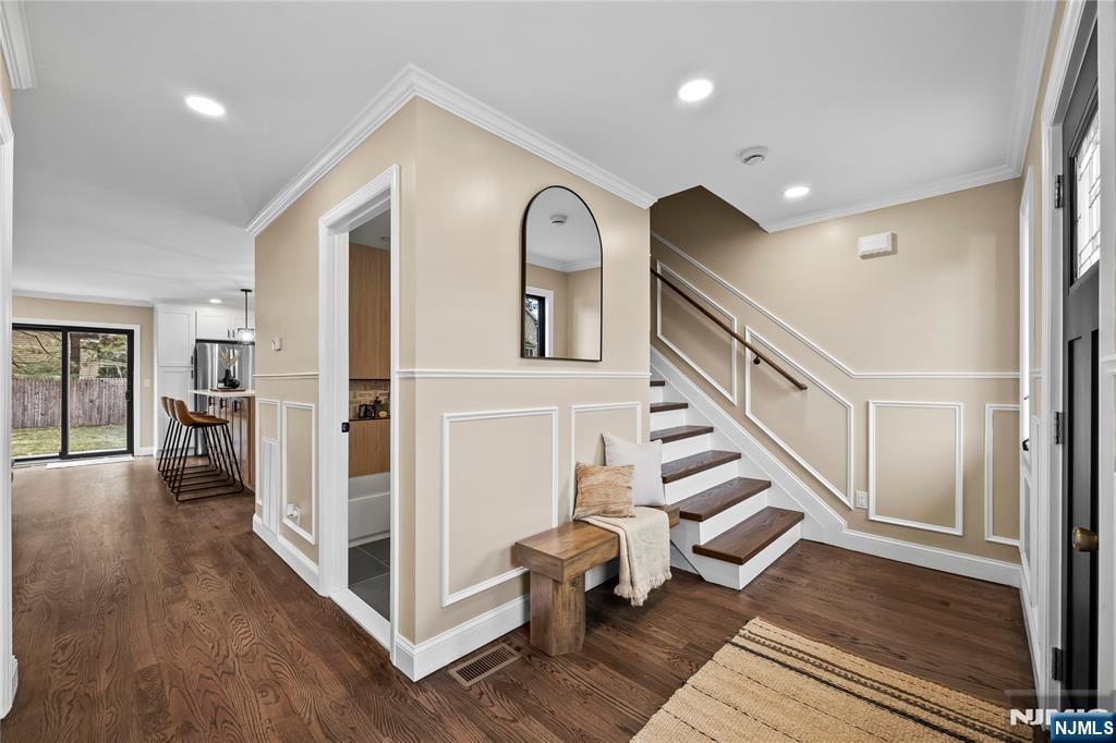 5-33 1st Street, Fair Lawn, NJ, 07410