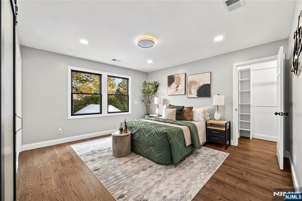 5-33 1st Street, Fair Lawn, NJ, 07410