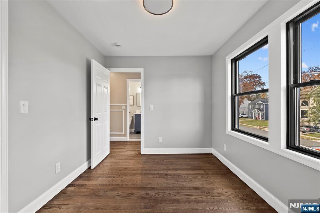 5-33 1st Street, Fair Lawn, NJ, 07410