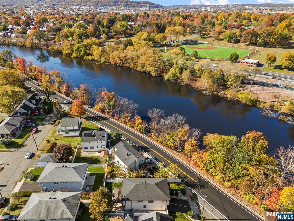 Homes for sale in Elmwood Park, NJ | 2 Elmwood Ter, Elmwood Park, NJ 07407 | MLS# 25040754