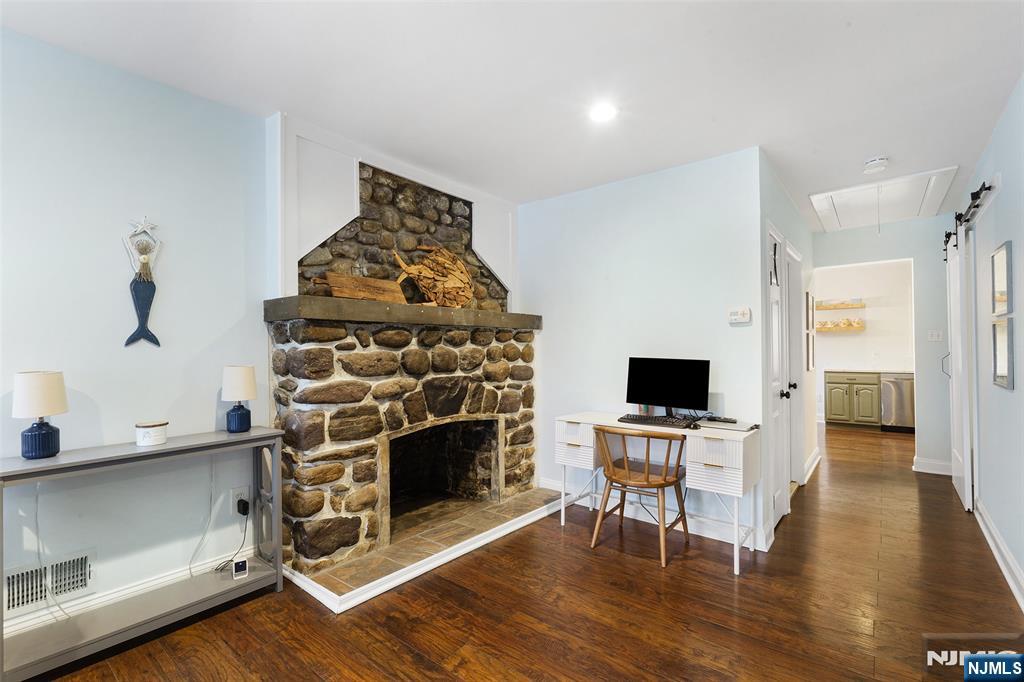 Homes for sale in Denville Township, NJ | 27 Shawnee Trl, Denville Township, NJ 07834 | MLS# 25040771