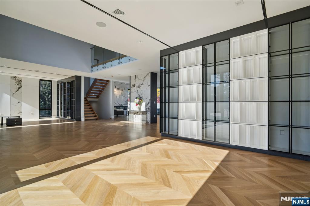 Homes for sale in Englewood Cliffs, NJ | 16 Priscilla Ln, Englewood Cliffs, NJ 07632 | MLS# 25040795