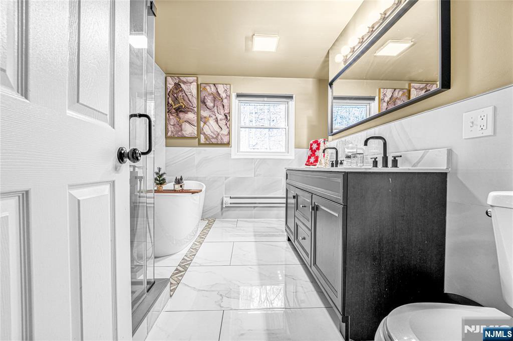 Homes for sale in Sussex, NJ | 19 Black Walnut Mt Rd, Sussex, NJ 07461 | MLS# 25040818