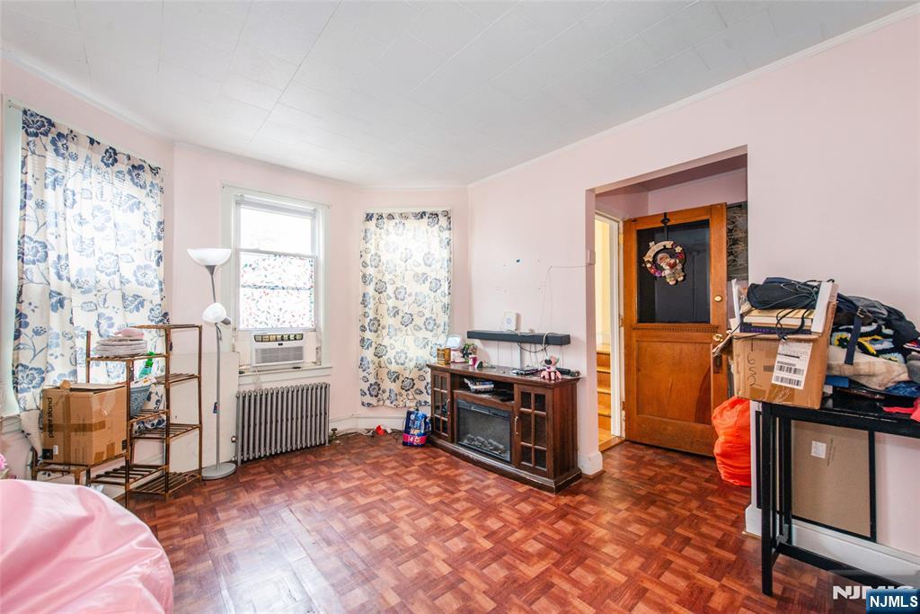 Homes for sale in Harrison, NJ | 308 Davis Ave, Harrison, NJ 07029 | MLS# 25040835