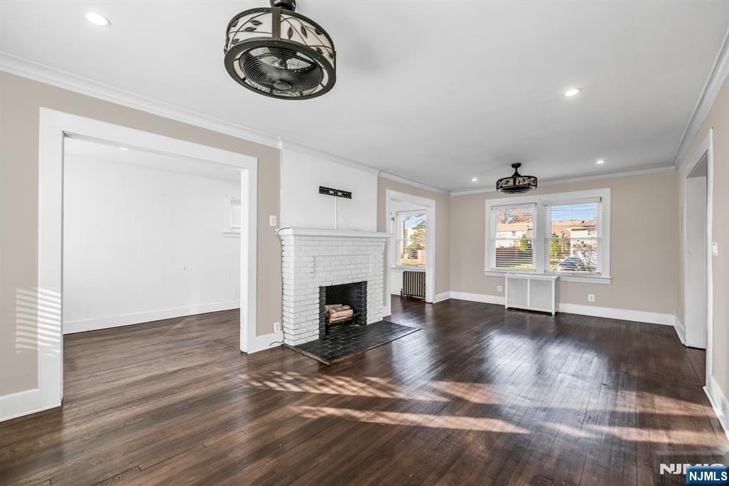 Homes for sale in Roselle, NJ | 114 E 5Th Ave, Roselle, NJ 07203 | MLS# 25040876