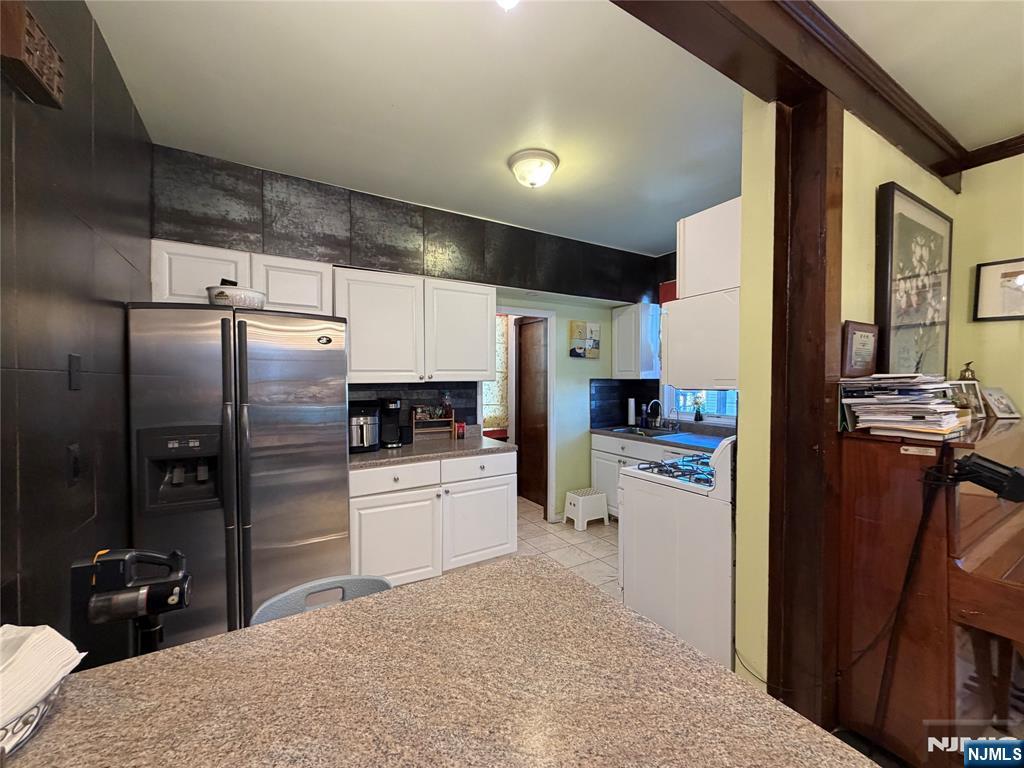 Homes for sale in Palisades Park, NJ | 61 Homestead Ave, Palisades Park, NJ 07650 | MLS# 25040993