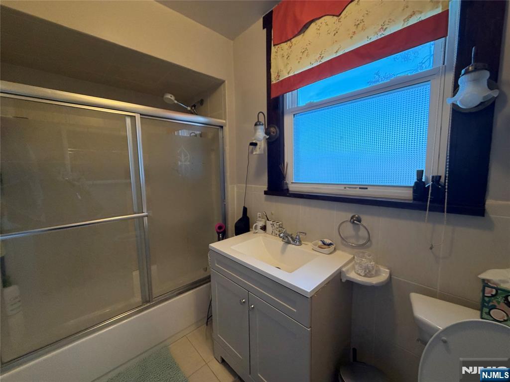 Homes for sale in Palisades Park, NJ | 61 Homestead Ave, Palisades Park, NJ 07650 | MLS# 25040993