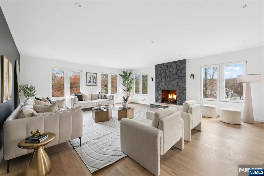 Homes for sale in Morris Township, NJ | 183 Lake Rd, Morris Township, NJ 07960 | MLS# 25040994