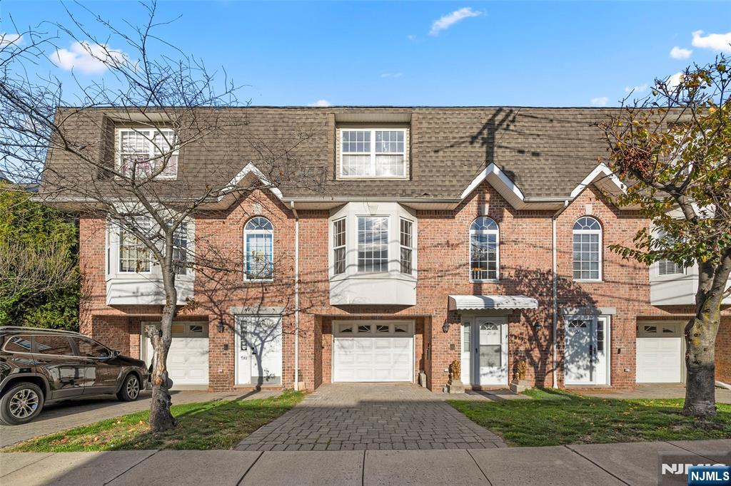 Homes for sale in Palisades Park, NJ | 29 Prospect St, Palisades Park, NJ 07650 | MLS# 25041005