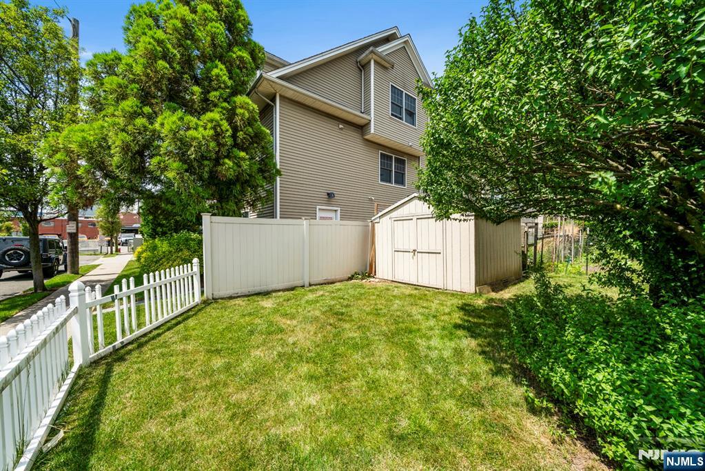 Homes for sale in Palisades Park, NJ | 29 Prospect St, Palisades Park, NJ 07650 | MLS# 25041005