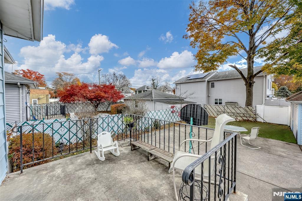 Homes for sale in Rochelle Park, NJ | 312 Rochelle Ave, Rochelle Park, NJ 07662 | MLS# 25041015