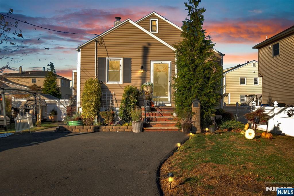 Homes for sale in Saddle Brook, NJ | 439 Hillside Ave, Saddle Brook, NJ 07663 | MLS# 25041096