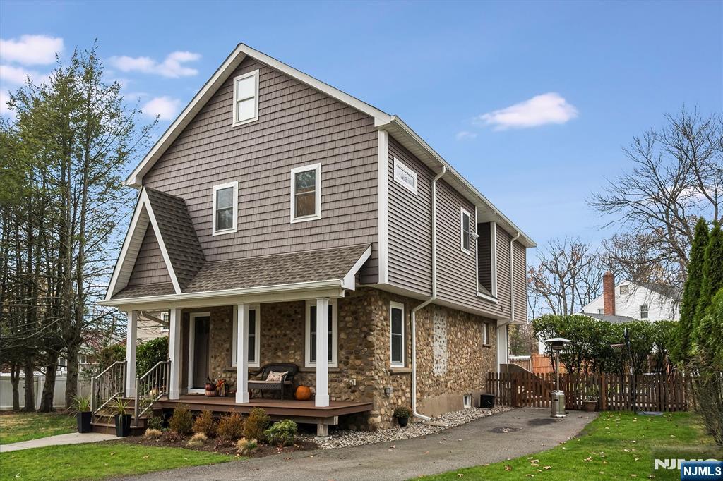 Homes for sale in Livingston, NJ | 91 Keyes Rd, Livingston, NJ 07039 | MLS# 25041157